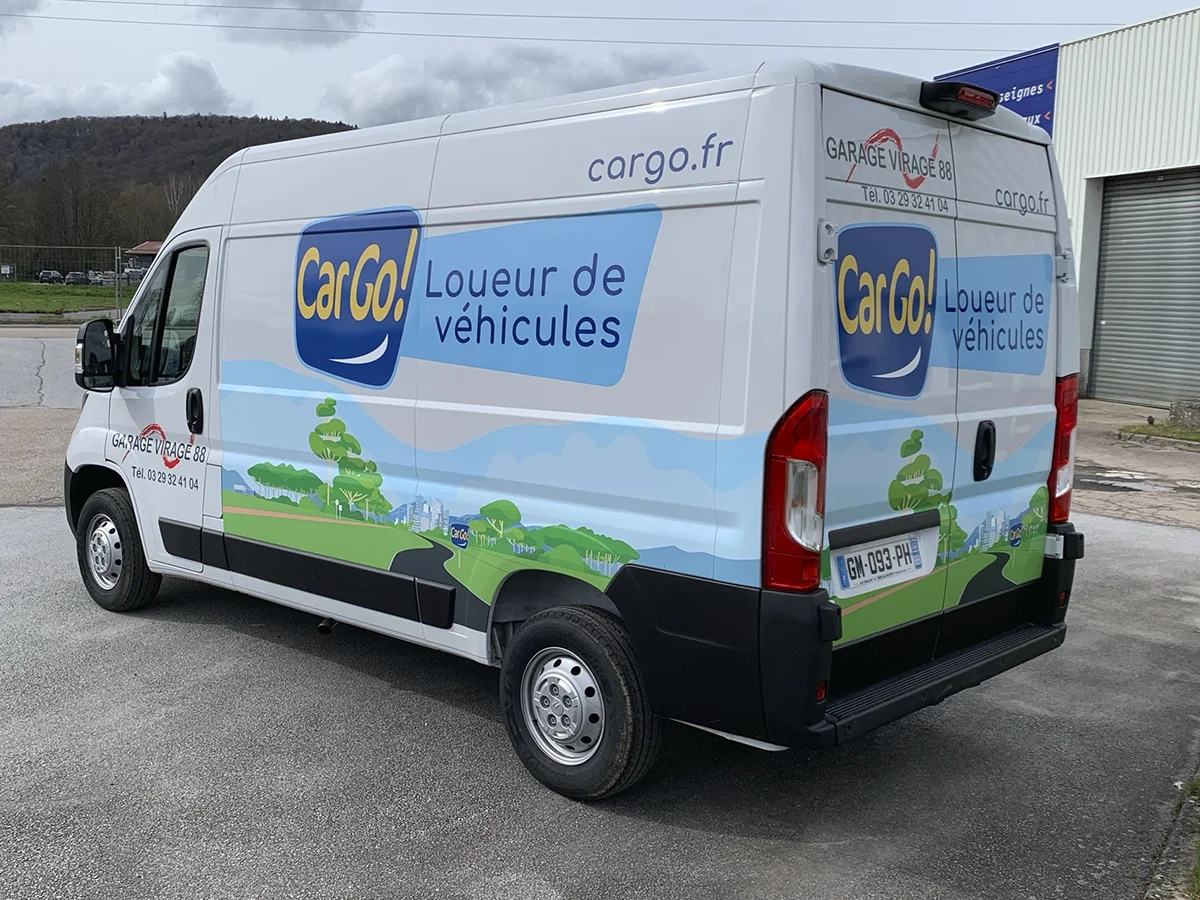 Marquage de fourgon Fiat Ducato pour CarGo, loueur de véhicules, par Agence Next dans les Vosges